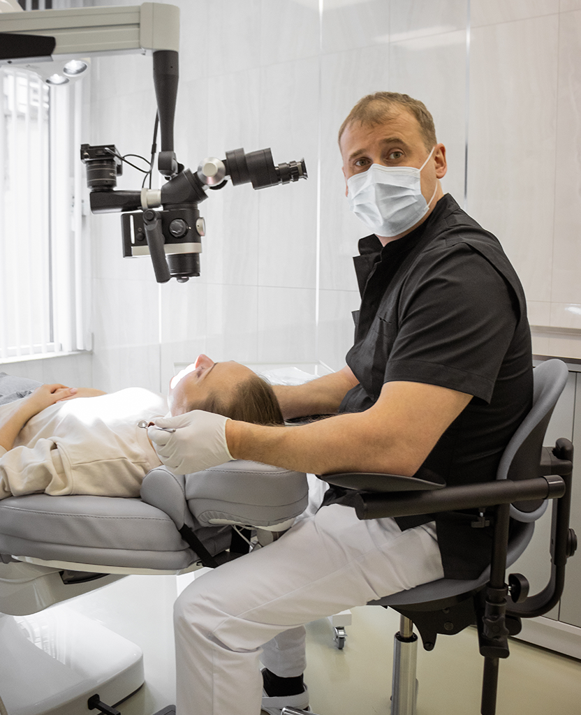Лечение под микроскопом